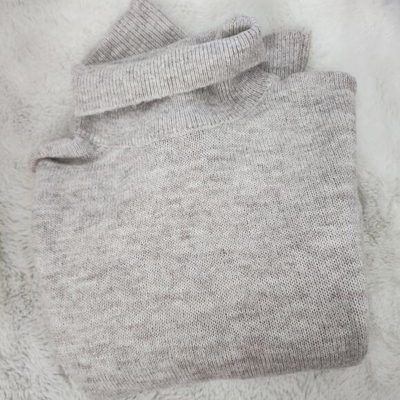 NWT Lumiere Wool Blend Turtleneck Cropped Sweater Oatmeal Tan Bubble Sleeve L - Picture 10 of 10